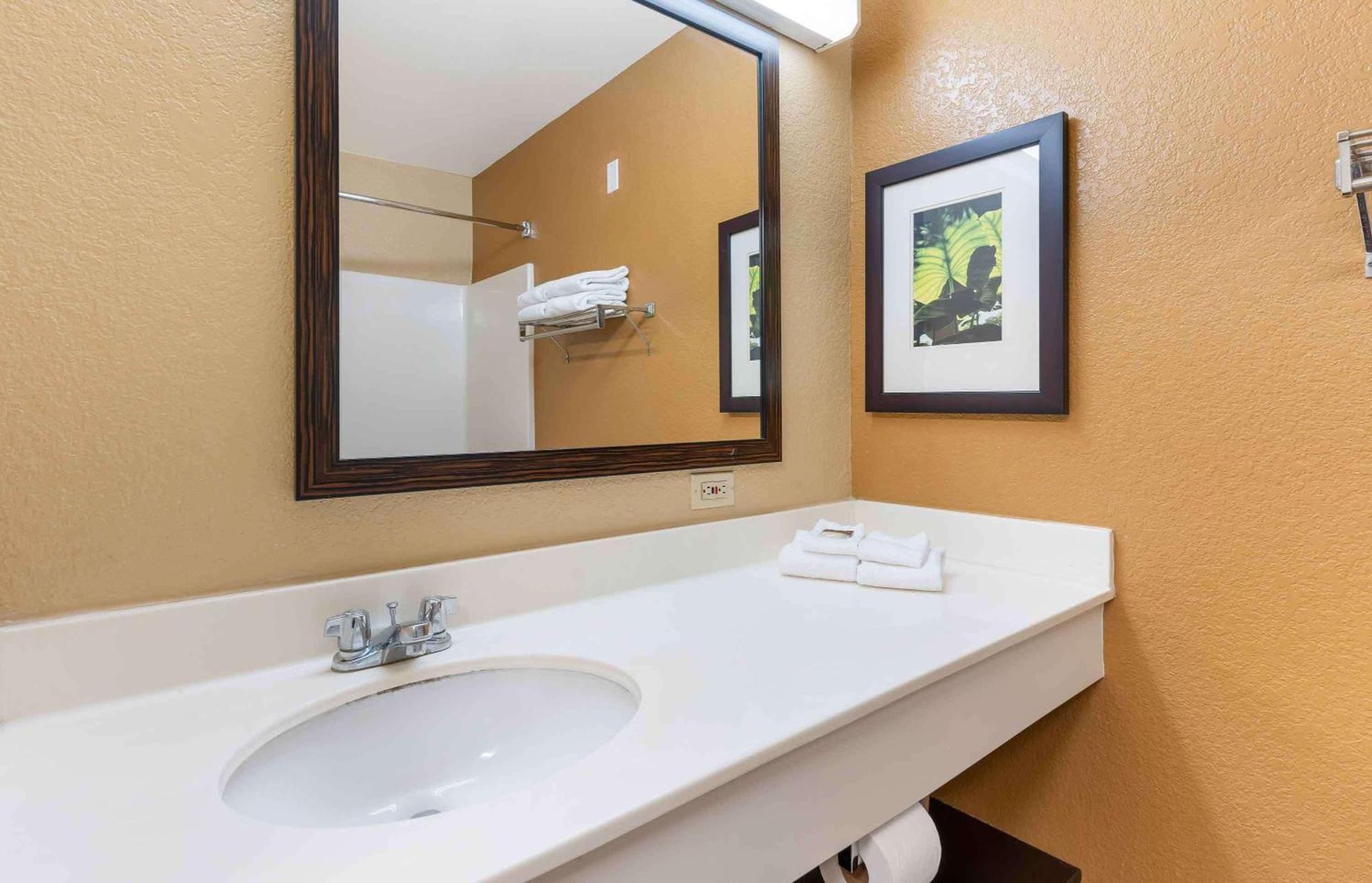 Extended Stay America Suites - Dublin - Hacienda Dr Экстерьер фото